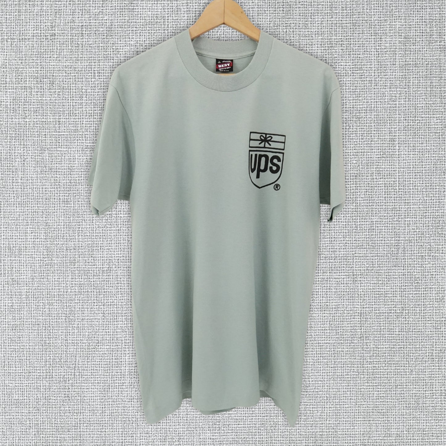 Vintage 90's UPS Logo Single Stitch Shirt - Size Medium
