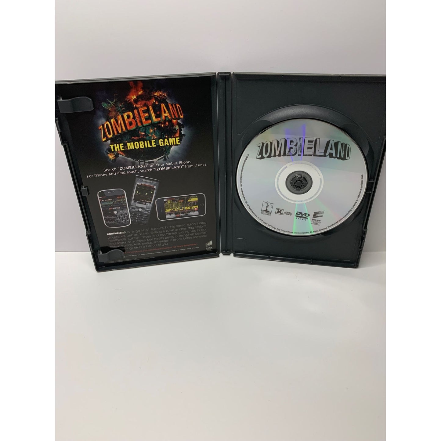 Zombieland DVD (2009) Woody Harrelson Jesse Eisenberg Emma Stone Abigail Breslin