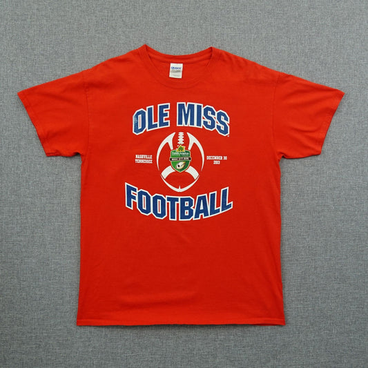 Ole Miss Rebels Football 2013 Music City Bowl T-Shirt Size Large Red
