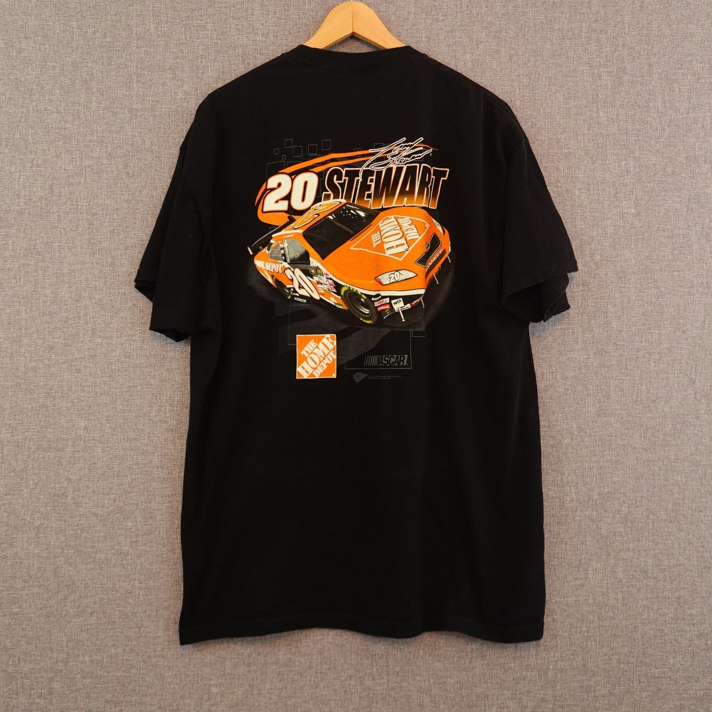 Vintage NASCAR Tony Stewart #20 Home Depot T-Shirt - Size XL