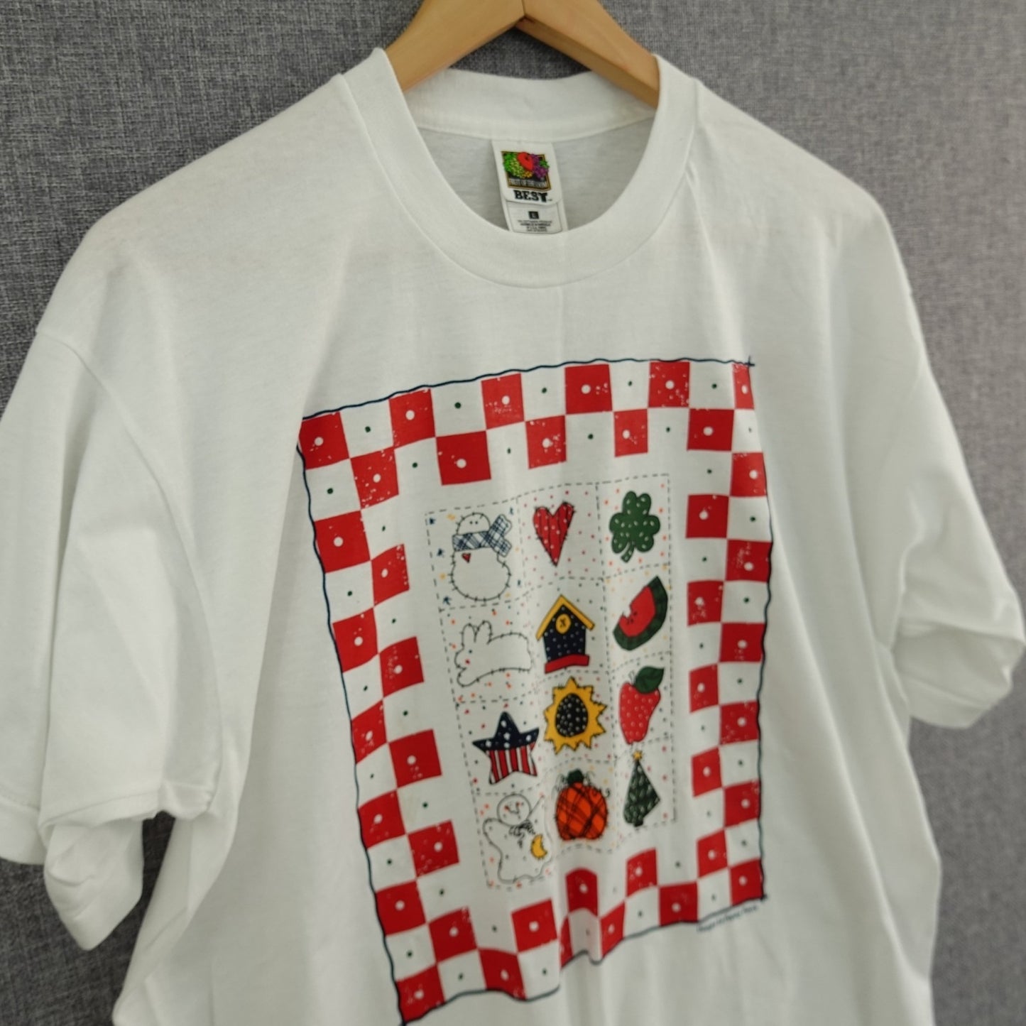 Vintage 90s Fruit of the Loom Ashley Anna Patchwork Tee - Size L