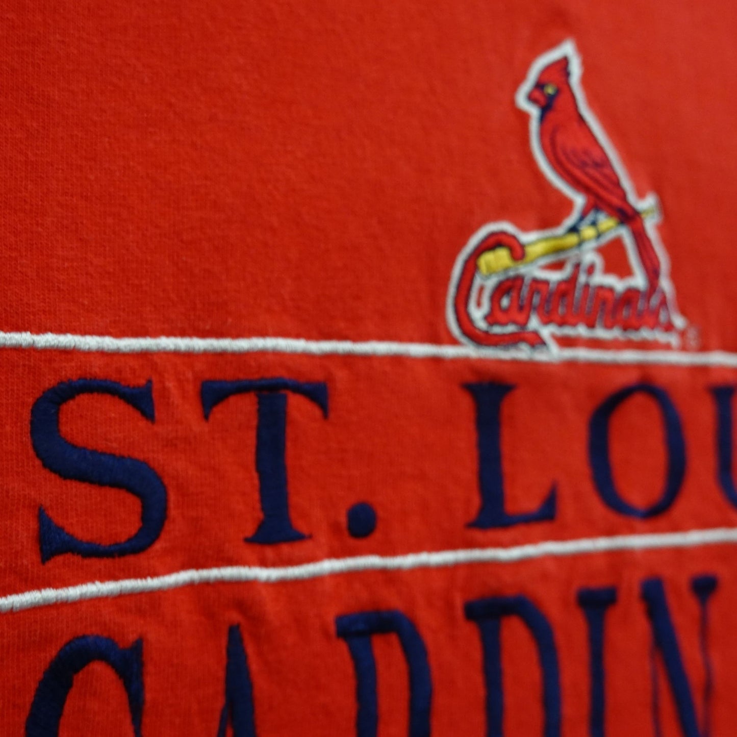 Vintage 90's St. Louis Cardinals T-Shirt Size Medium Red Embroidered Logo 7 Tee