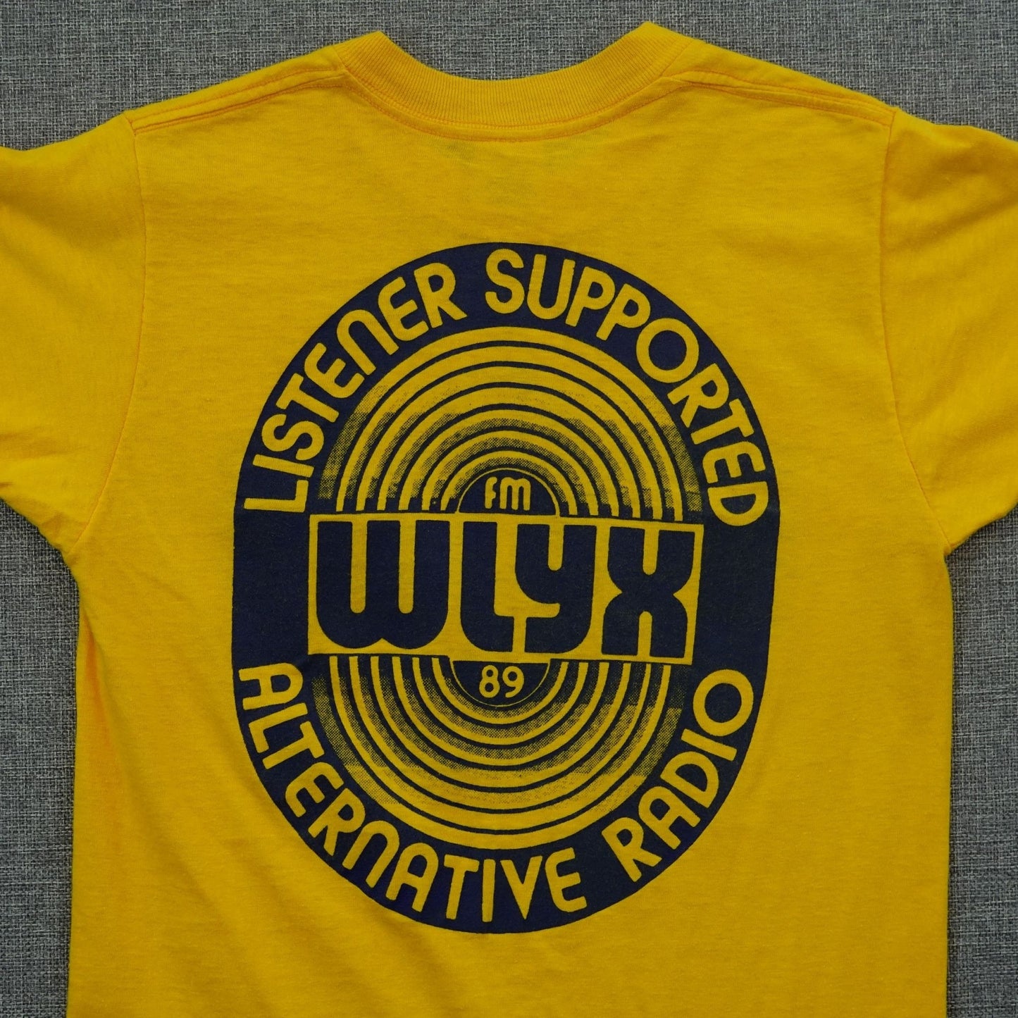 True Vintage 80's Memphis WLYX 89 FM Alternative Radio Tee - Size XS