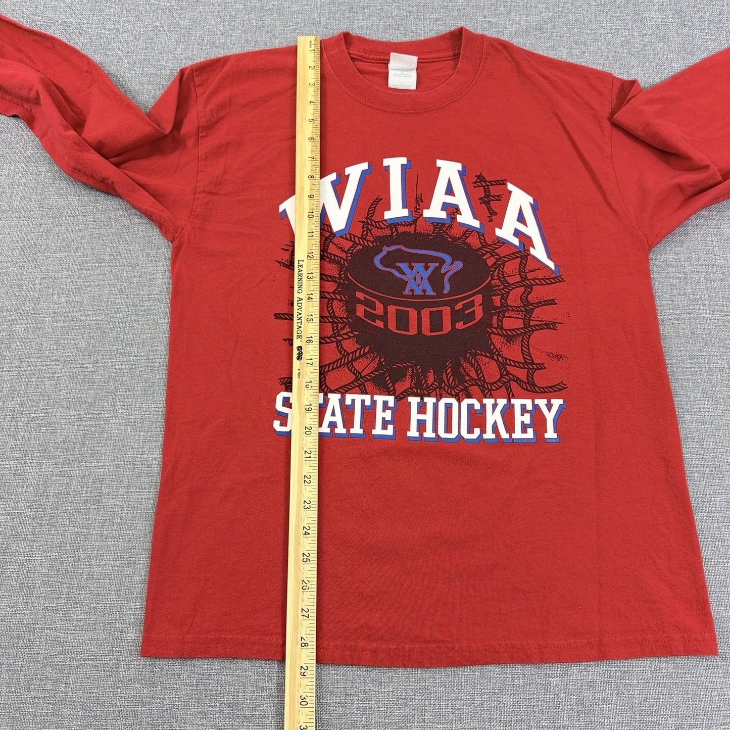 Vintage WIAA State 2003 Boys Hockey Tournament T-Shirt Long Sleeve Red Size M/L