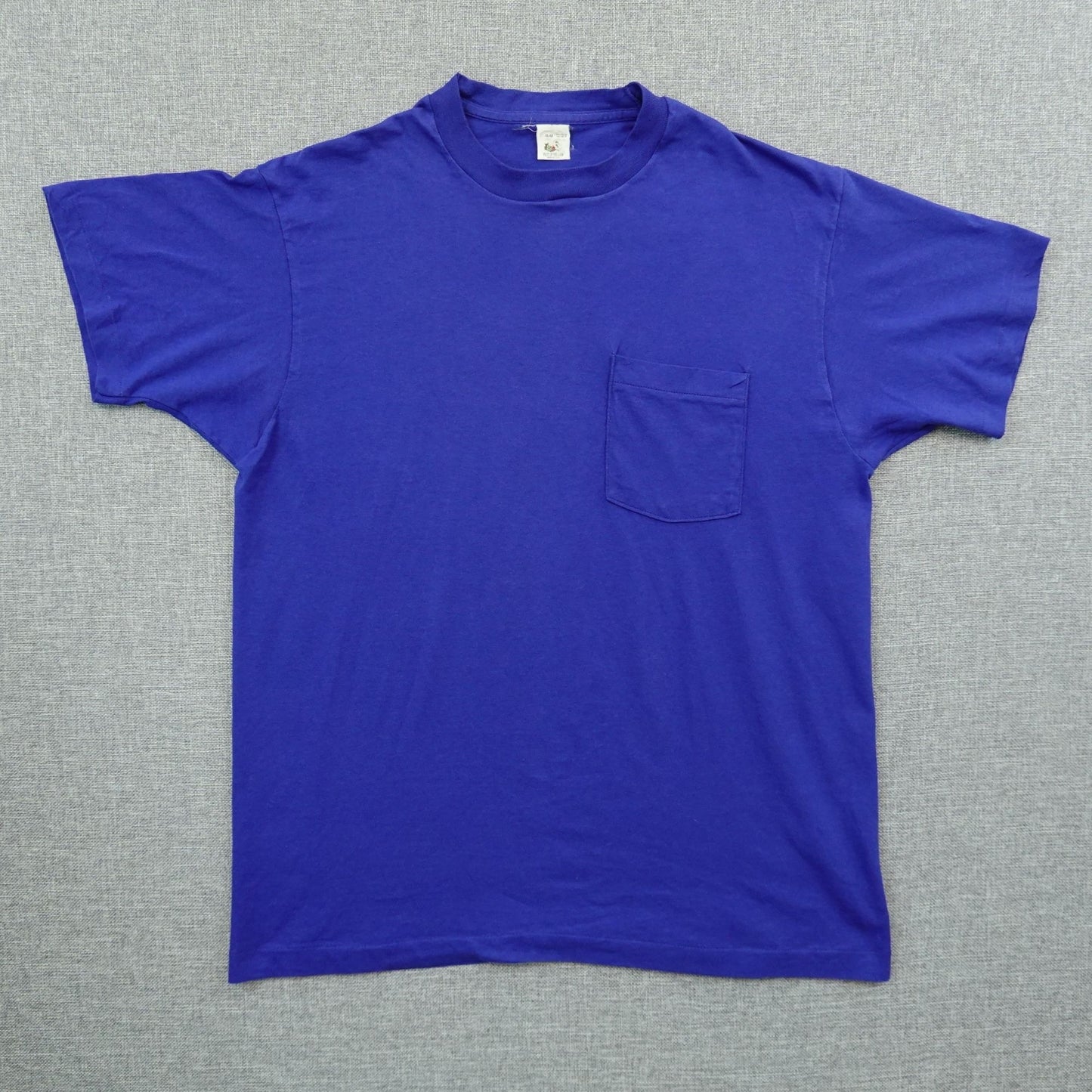 Vintage 80s Fruit of the Loom Blue Pocket Tee Single Stitch L