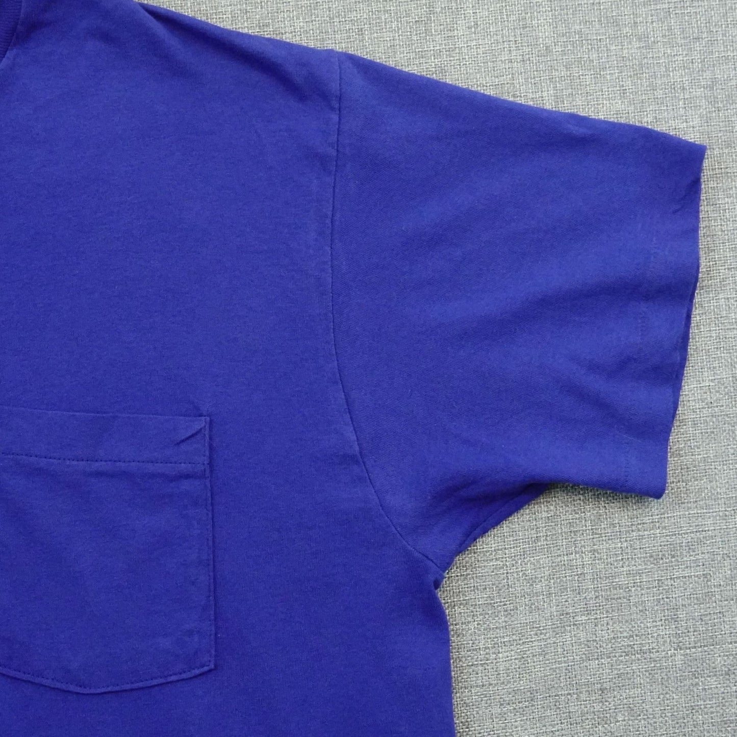 Vintage 80s Fruit of the Loom Blue Pocket Tee Single Stitch L