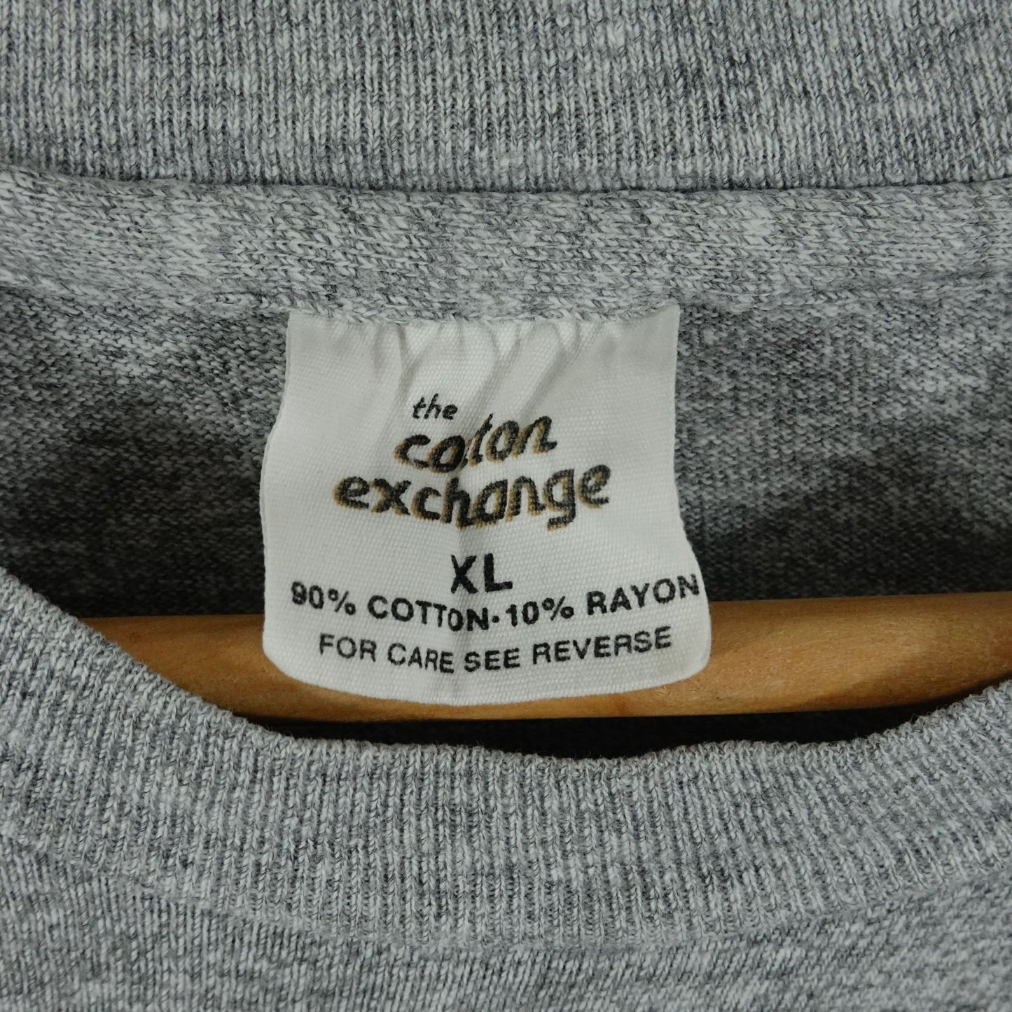 Vintage North Carolina Tar Heels Basketball T-Shirt XL Paint Splatter Gray *READ