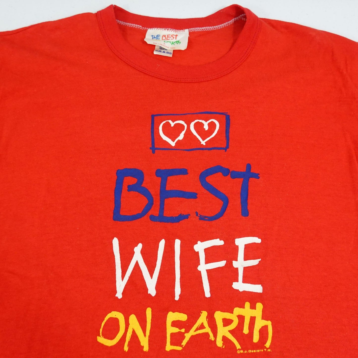 Vintage 1984 Best Wife On Earth Red T-Shirt - Size Medium