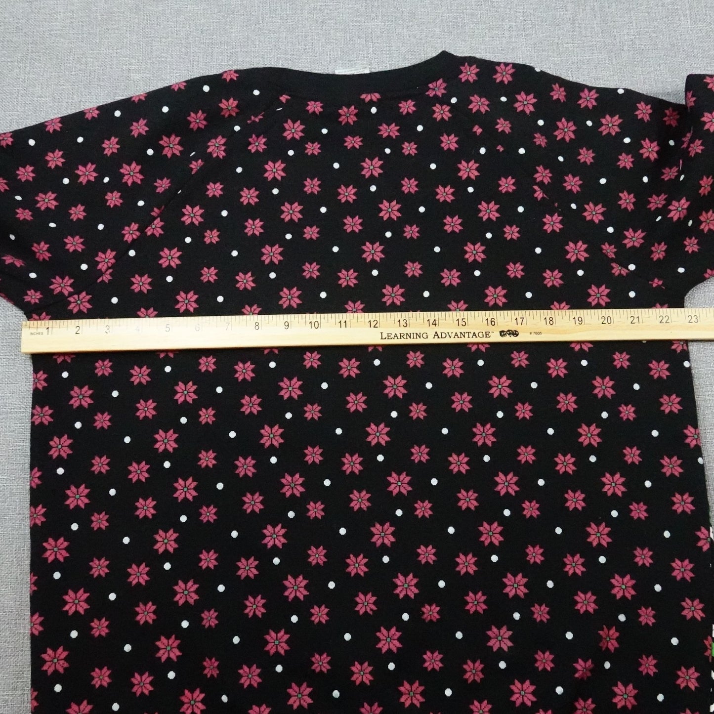 Ugly Christmas Sweatshirt Bah Humbug - Size M/L