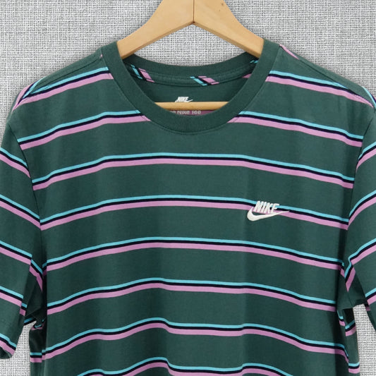 The Nike Tee Striped T-Shirt - Size Large