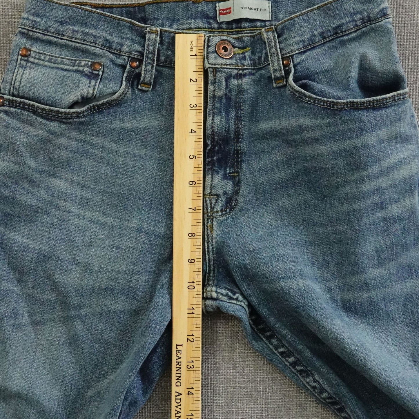 Wrangler Straight Fit Jeans Mens 29W 29.5L Light Wash Denim