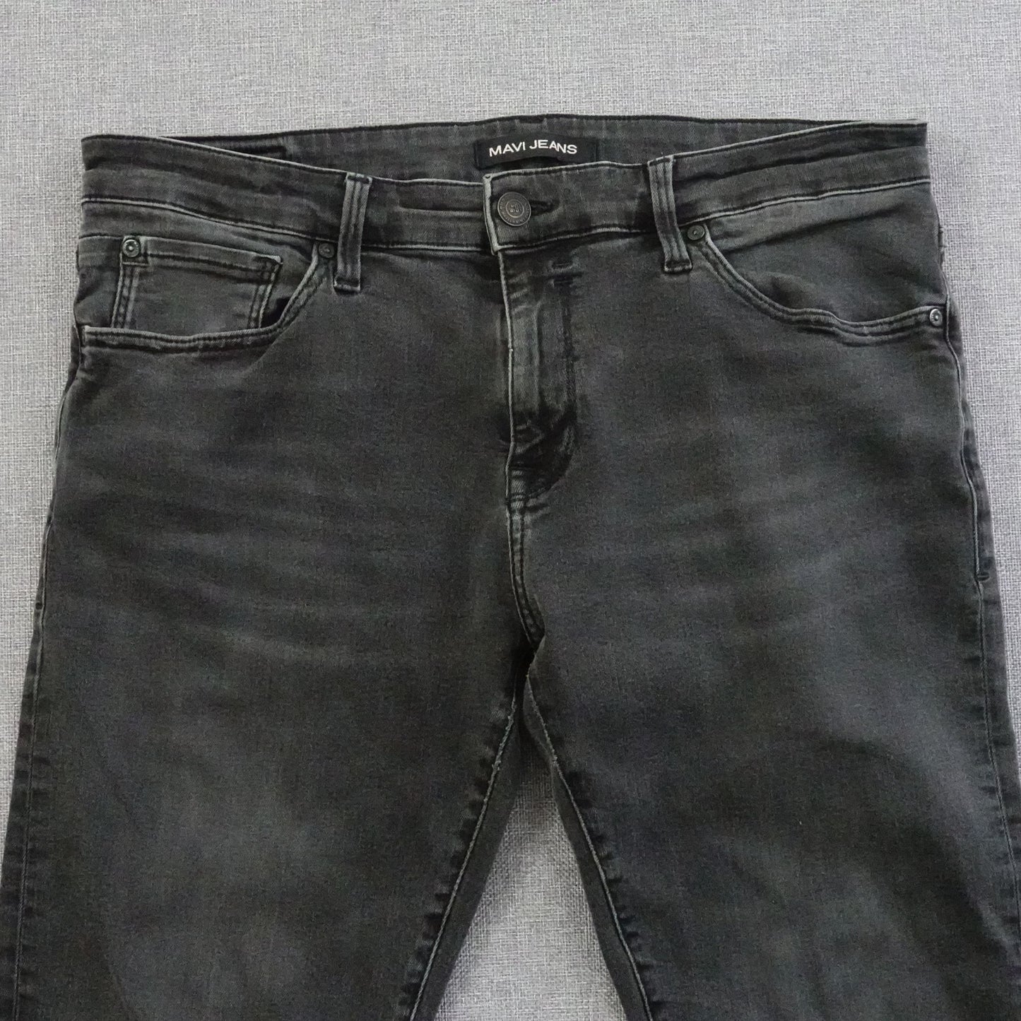 Mavi Jeans Men's Black Slim Leg Faded Wash Stretch Men's Size: 36x30.5