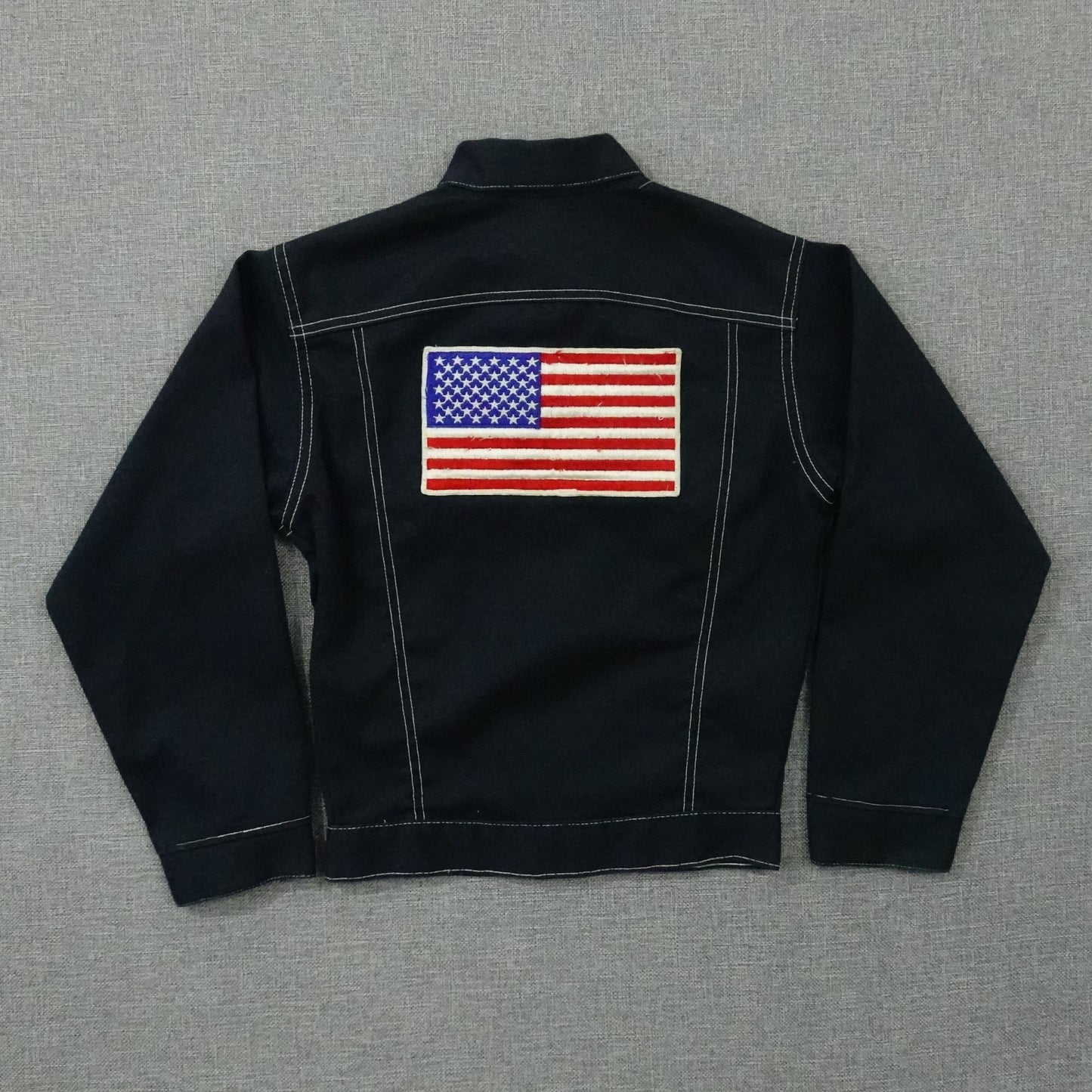 Vintage 80's Levi's Kids Denim Trucker Jacket USA Flag Patch - Youth Size 14