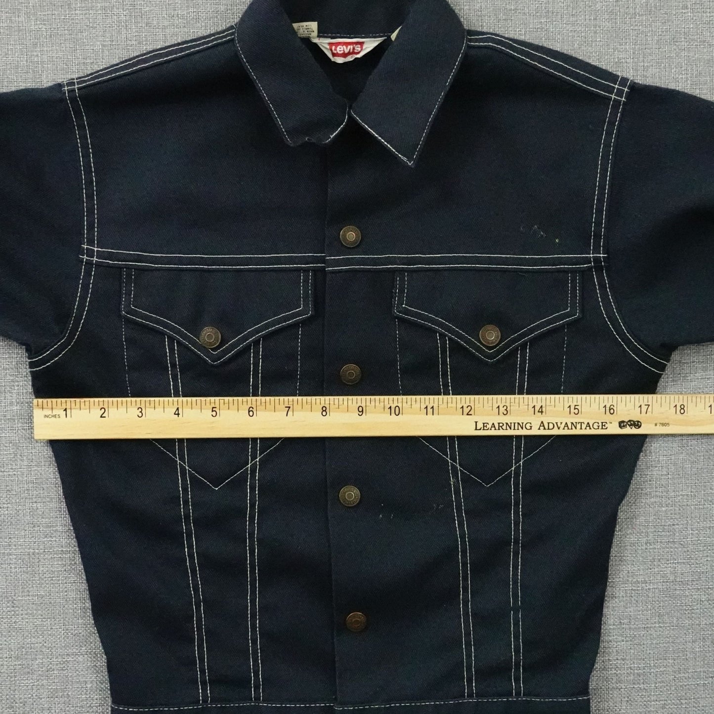 Vintage 80's Levi's Kids Denim Trucker Jacket USA Flag Patch - Youth Size 14