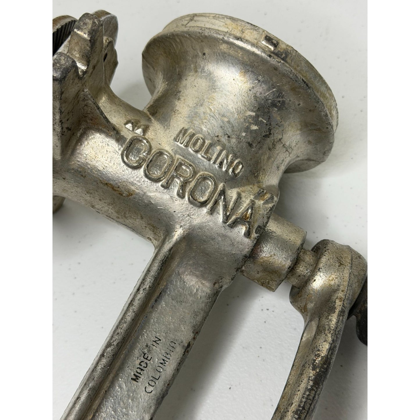 Corona Landers Mora & Cia Hand Crank Cast Iron Grain Mill - No Retaining Ring