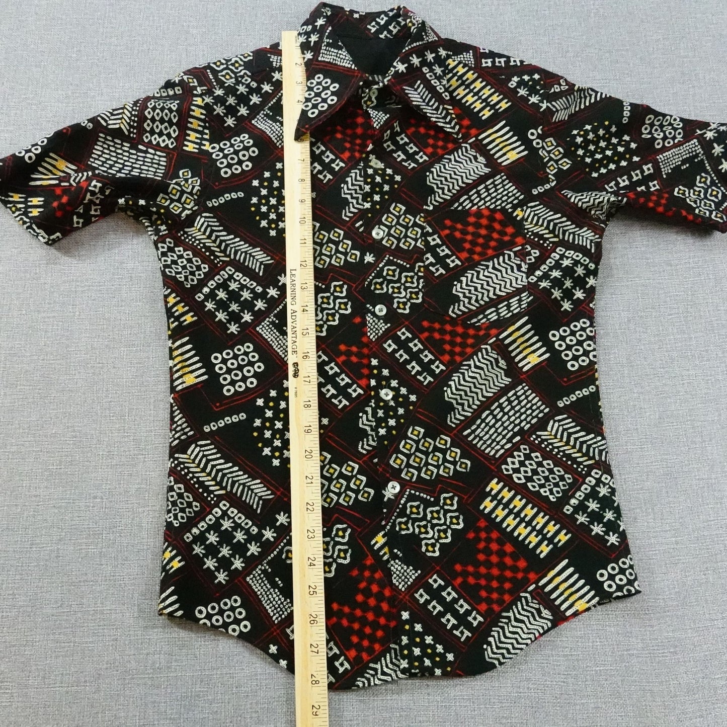 Vintage 1970s Psychedelic Disco Shirt Black Red Geometric Print - Size Small