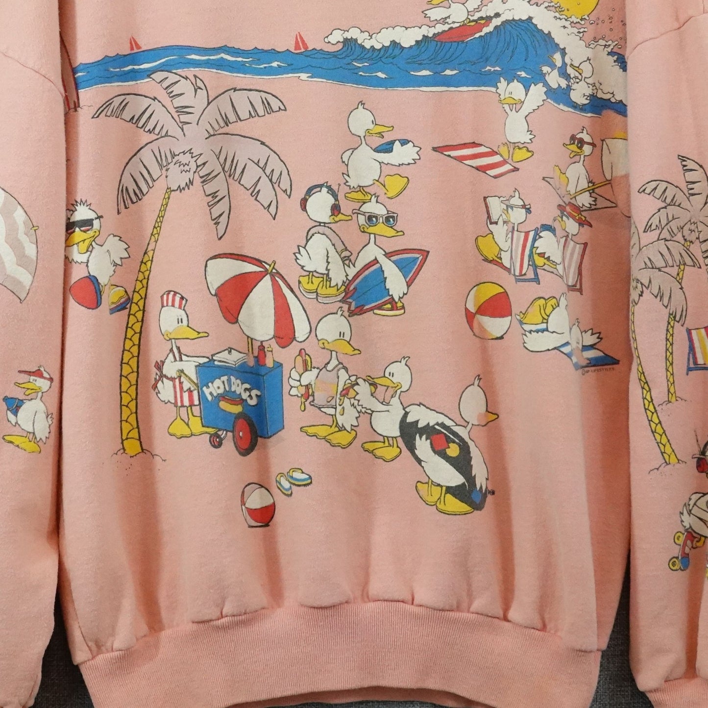 Vintage 1987 Lifestyles Duck Beach Scene Sweatshirt Pink Crewneck - Size L