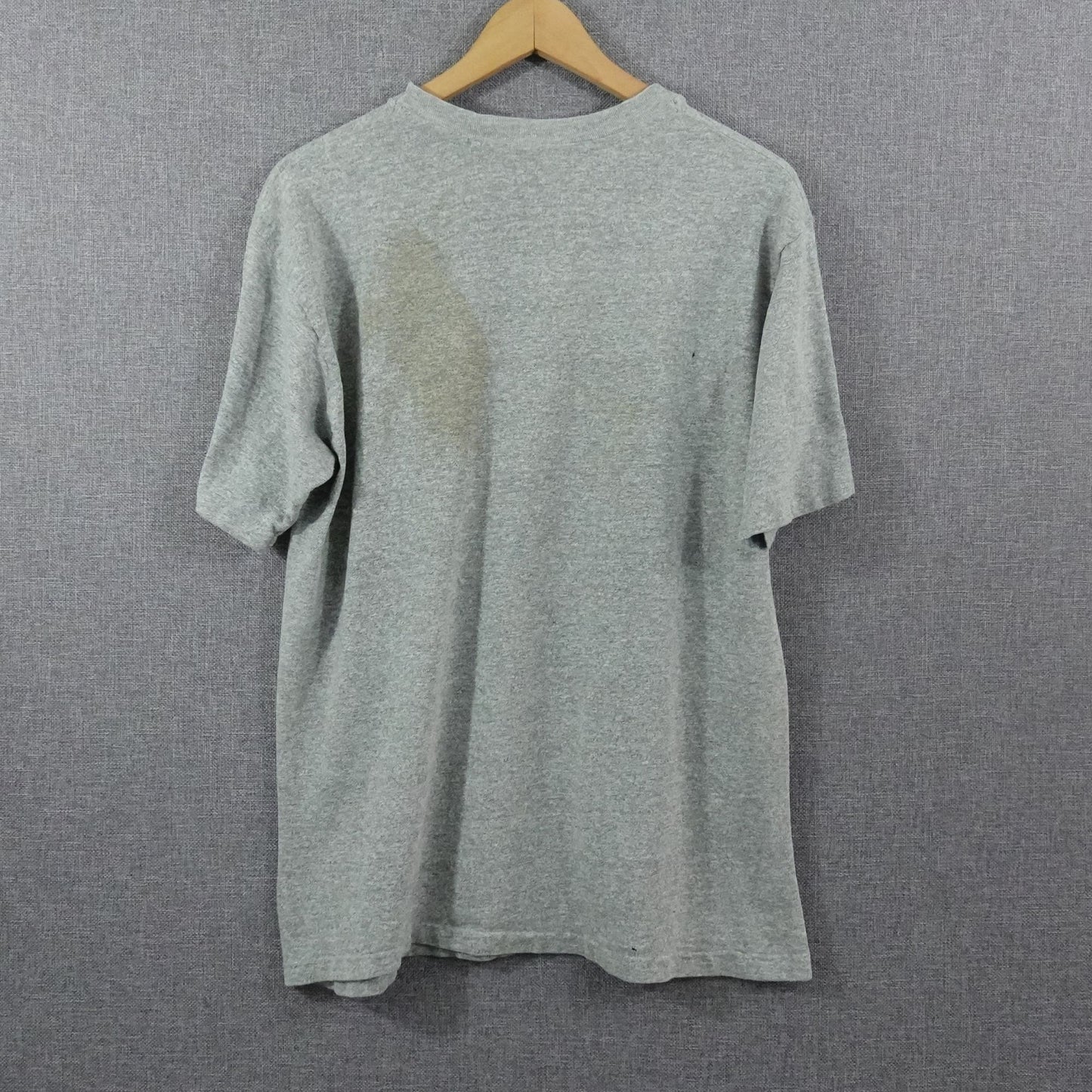 Vintage North Carolina Tar Heels Basketball T-Shirt XL Paint Splatter Gray *READ