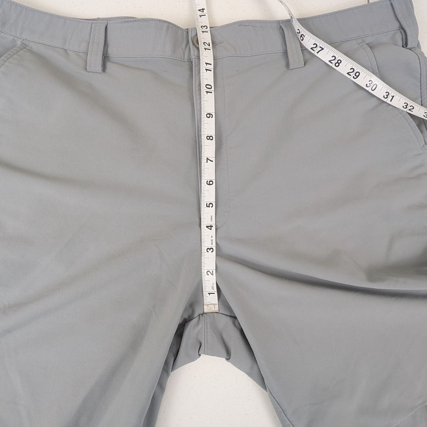 Under Armour Men's Size 40 Gray Golf Shorts Stretch Lightweight UA Performance