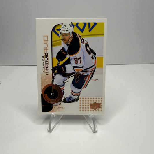 2022-23 Upper Deck MVP - 20th Anniversary Connor McDavid #1 Gold Script