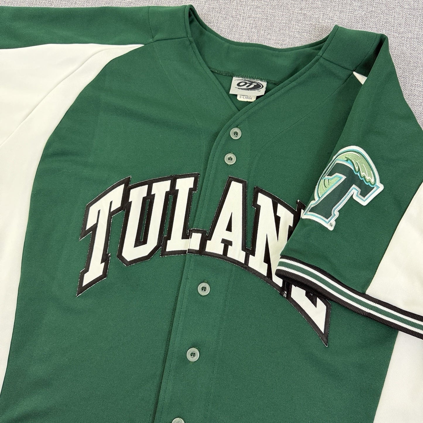 Vintage 90s/Y2K Tulane Green Wave Button Up Baseball Jersey Size XL EUC