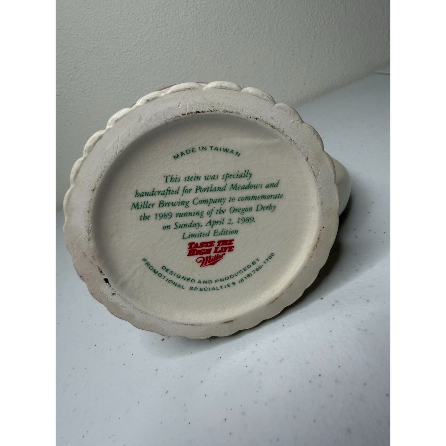 VTG 1989 Miller High Life Portland Meadows Oregon Derby 16oz Beer Stein
