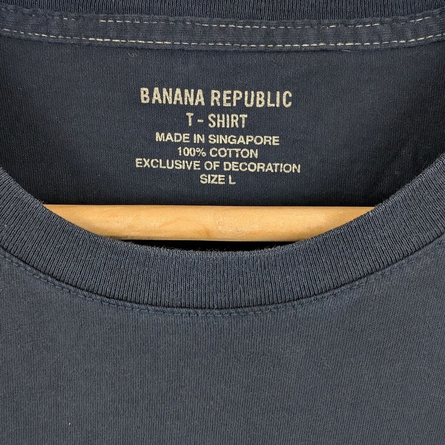 Banana Republic Graphic Eagle T-Shirt Men’s Large Black Cotton Distressed