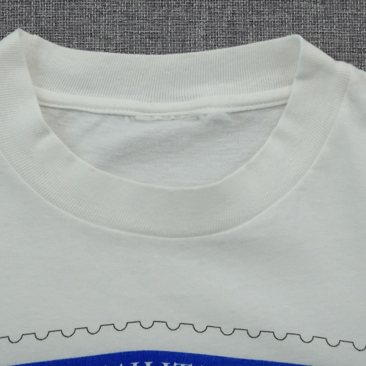 Vintage 1997 USPS Women in Military Service Stamp T-Shirt - Size XL