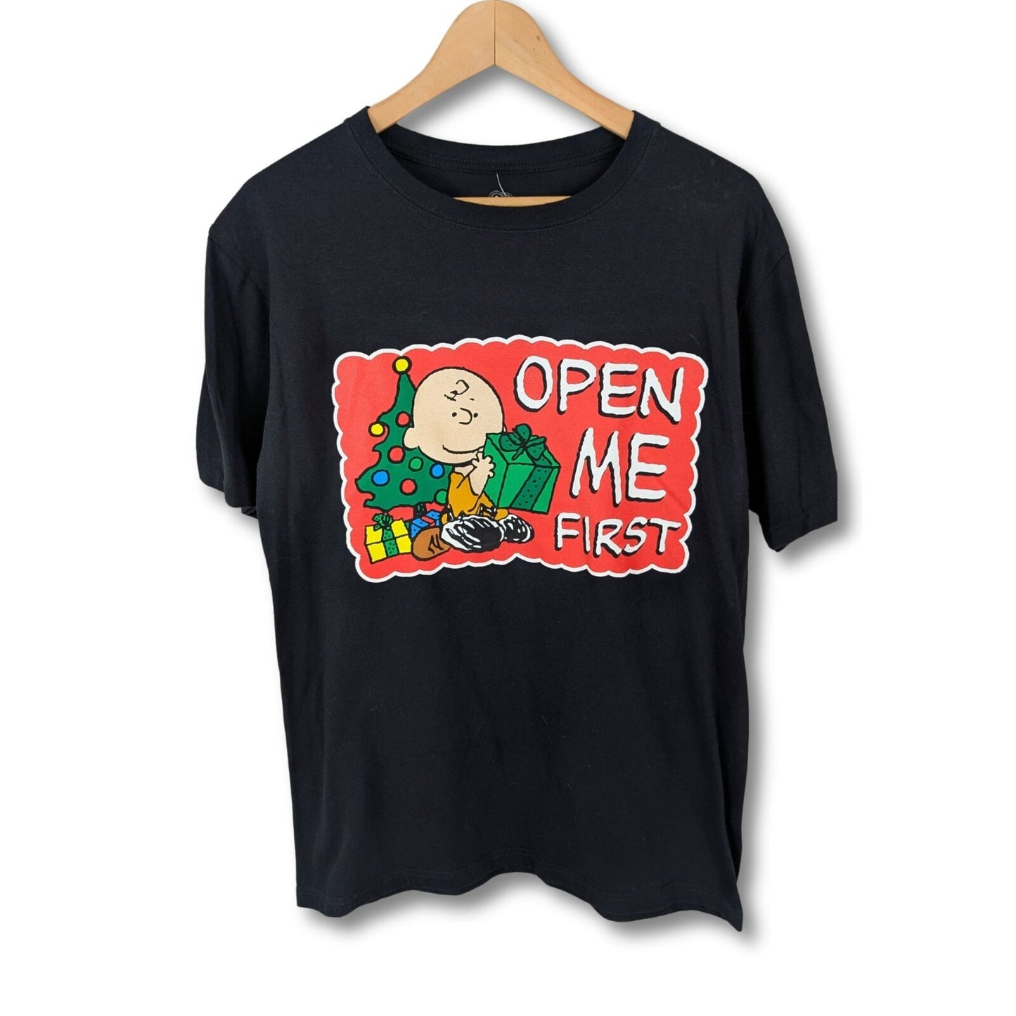 Peanuts Charlie Brown Black Christmas Tee - Size M