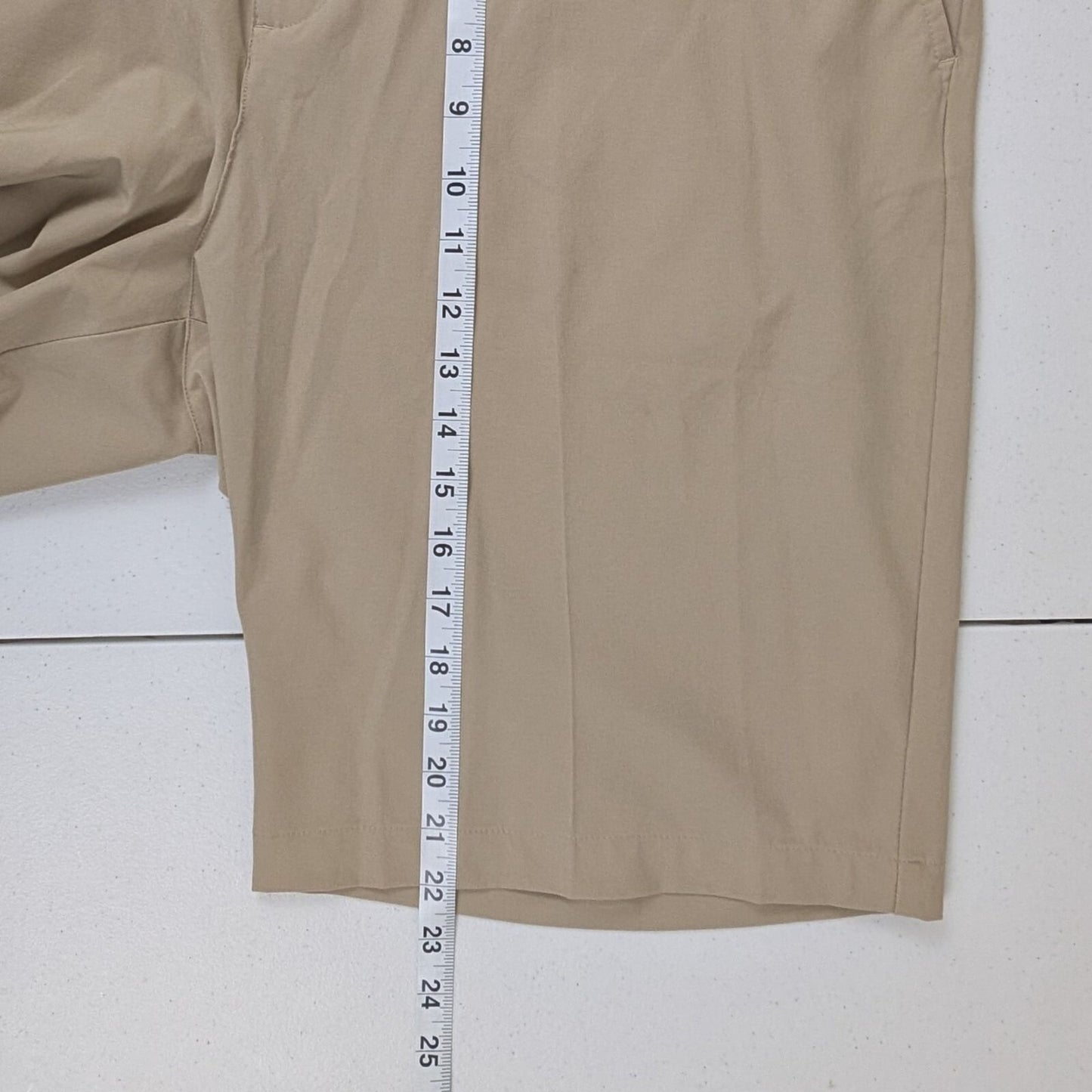 Adidas Men's Size 40 Beige Golf Shorts Lightweight Stretch Active Wear