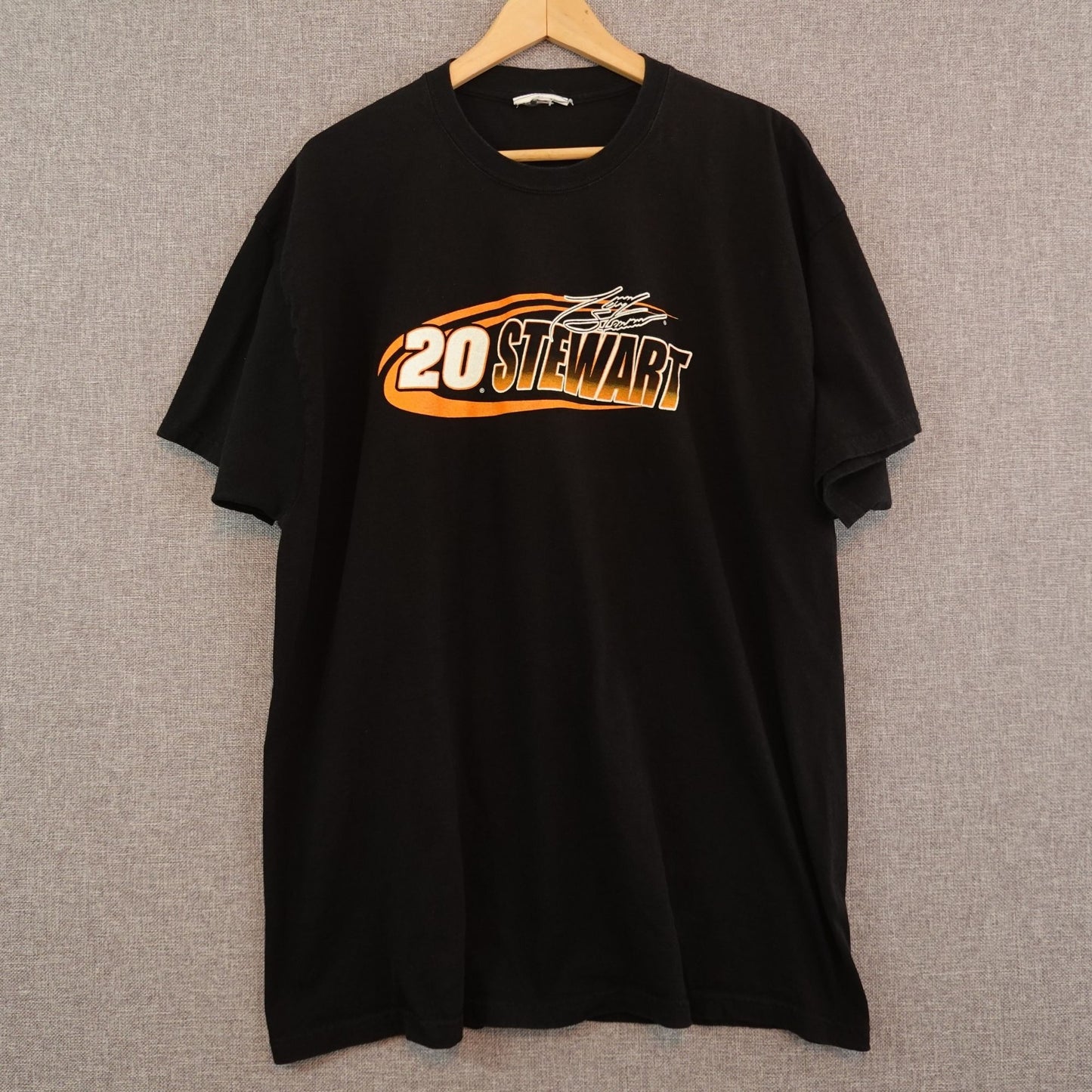 Vintage NASCAR Tony Stewart #20 Home Depot T-Shirt - Size XL