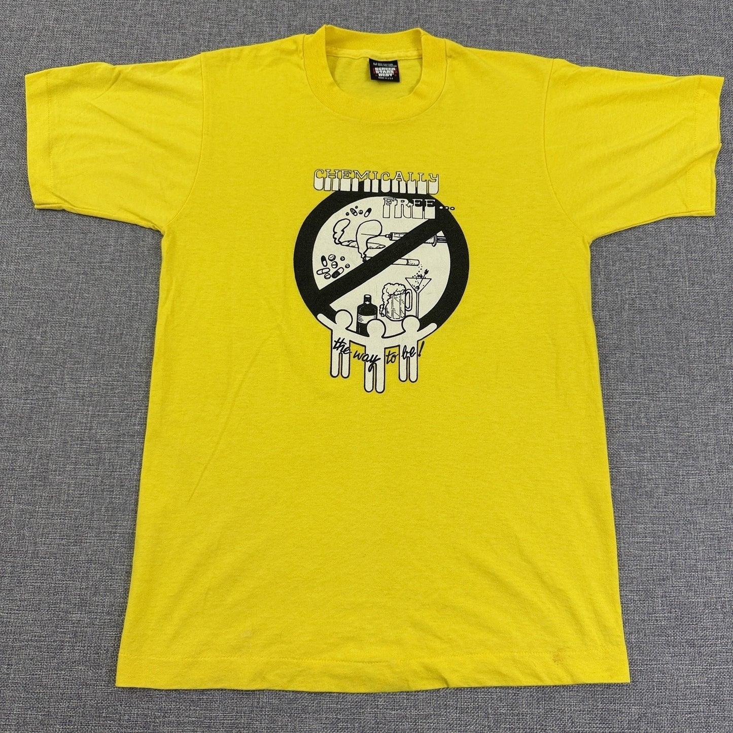 Vintage 90s Chemically Free Drug Awareness T-Shirt Yellow Size Small Pro Sober