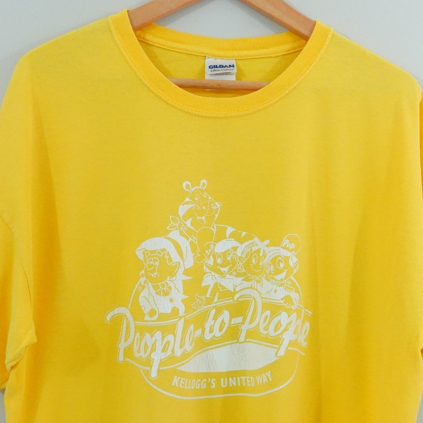 Vintage Kellogg’s United Way T-Shirt XL Yellow People-to-People Graphic Tee