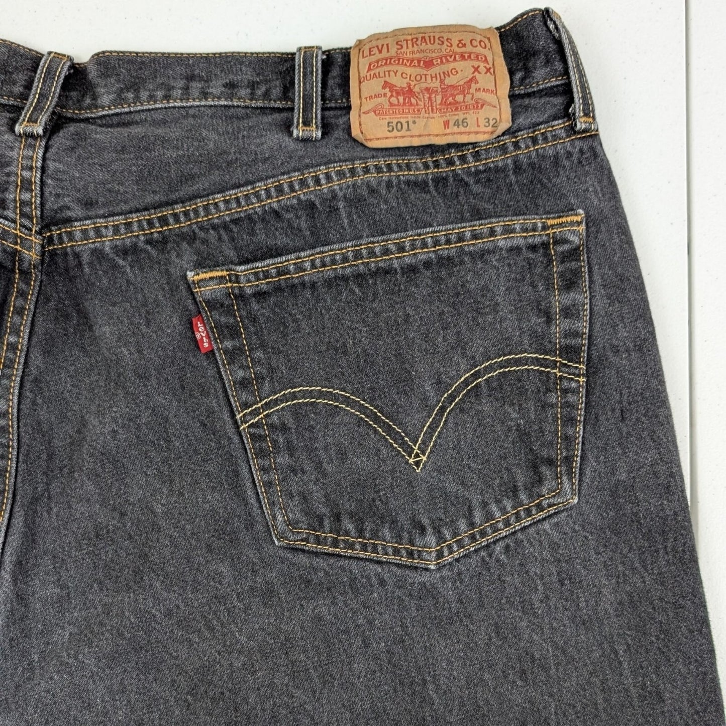 Vintage Levi’s 501 Jeans Faded Charcoal Black 41x29 Button Fly