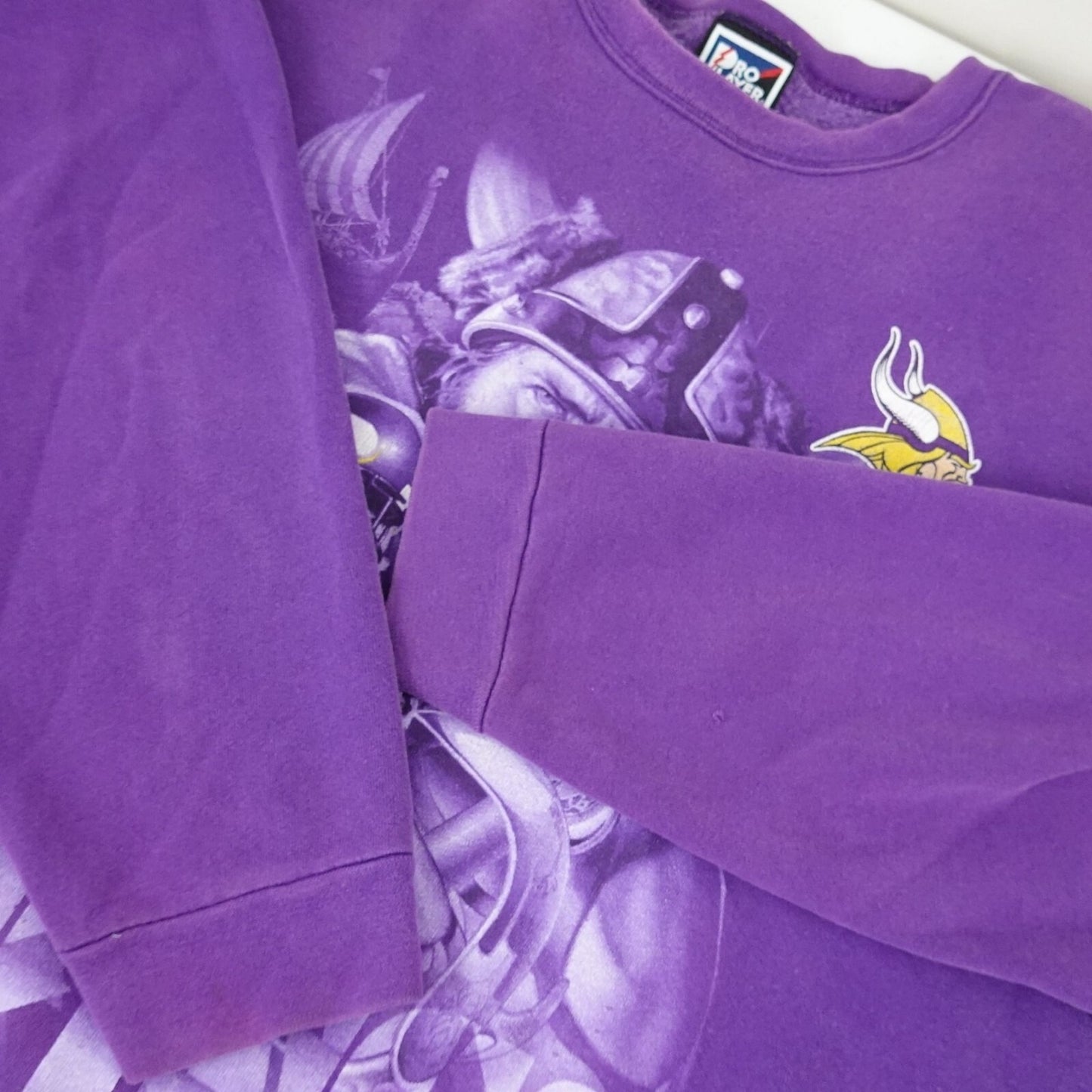 Vintage 90s Minnesota Vikings NFL Pro Player Sweatshirt - Size L