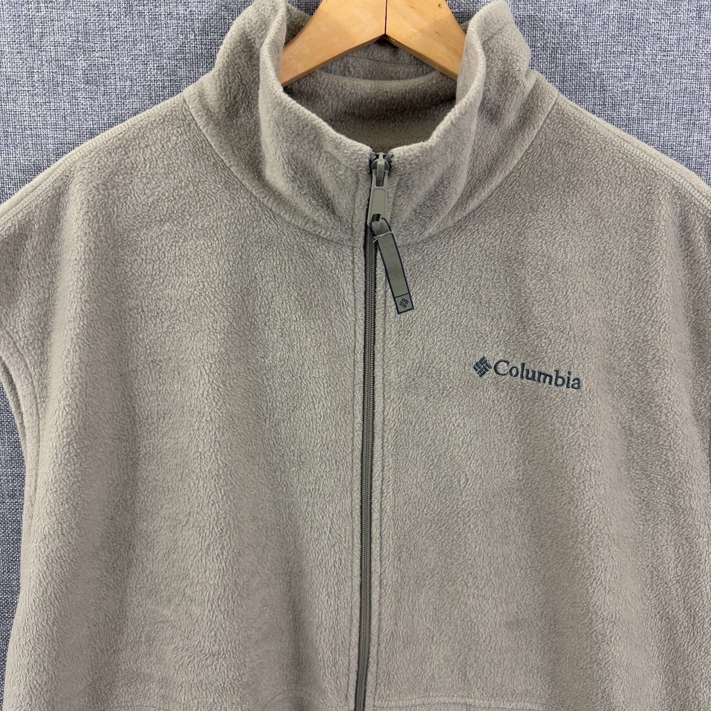 Columbia Fleece Vest Men's XXL Full Zip Beige Sleeveless Jacket Outdoor Hiking