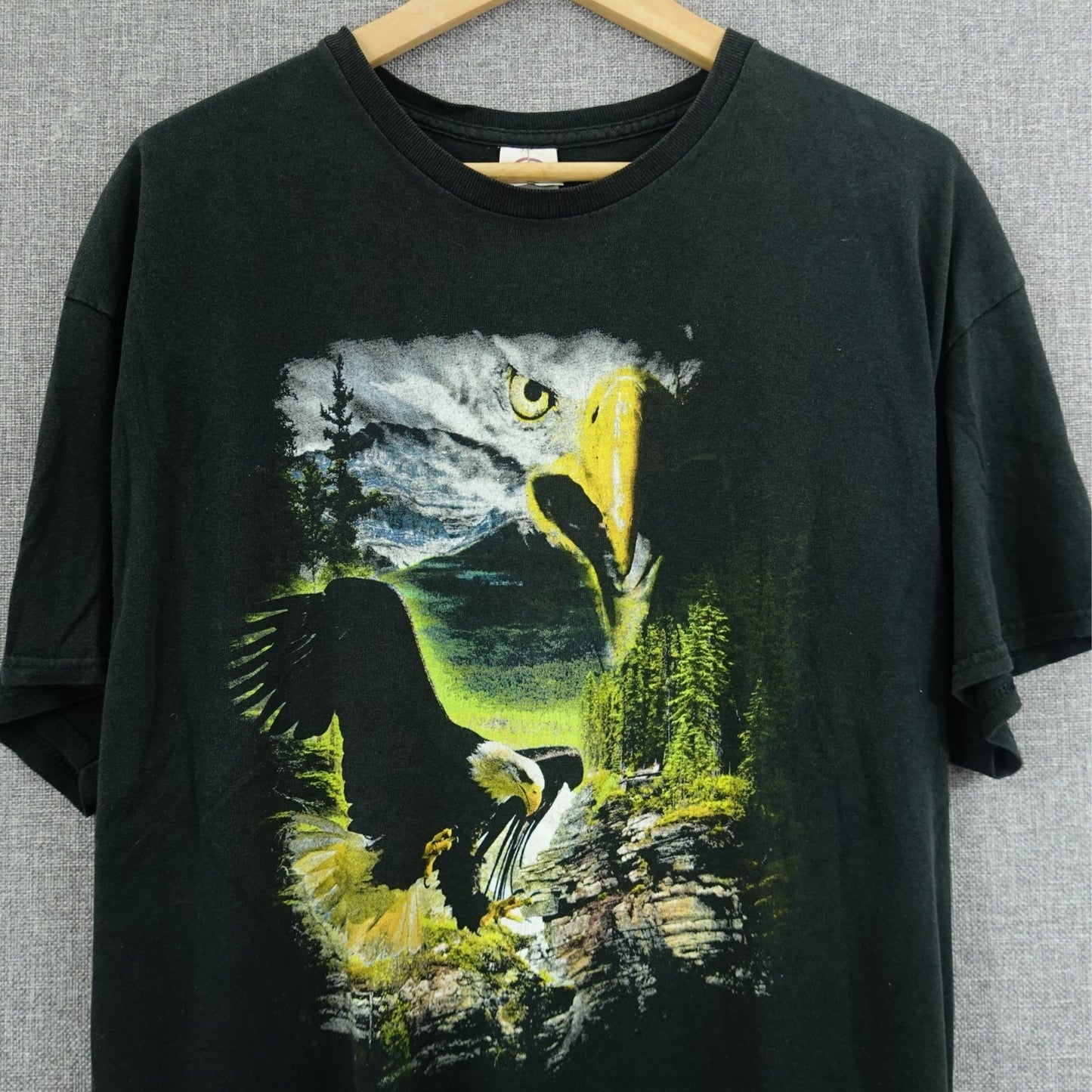 Vintage Delta Pro Weight Eagle Graphic T-Shirt Black - Size XL