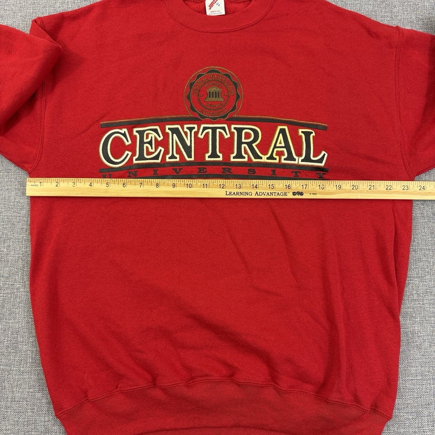 Vintage Central Washington University Red Jerzees Crewneck Sweatshirt Size Large