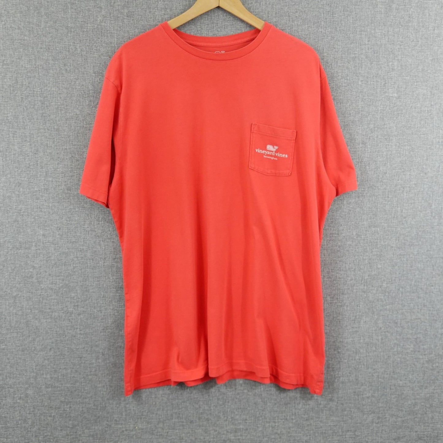 Vineyard Vines Guitar Whale Birmingham Pocket Tee - Size XL